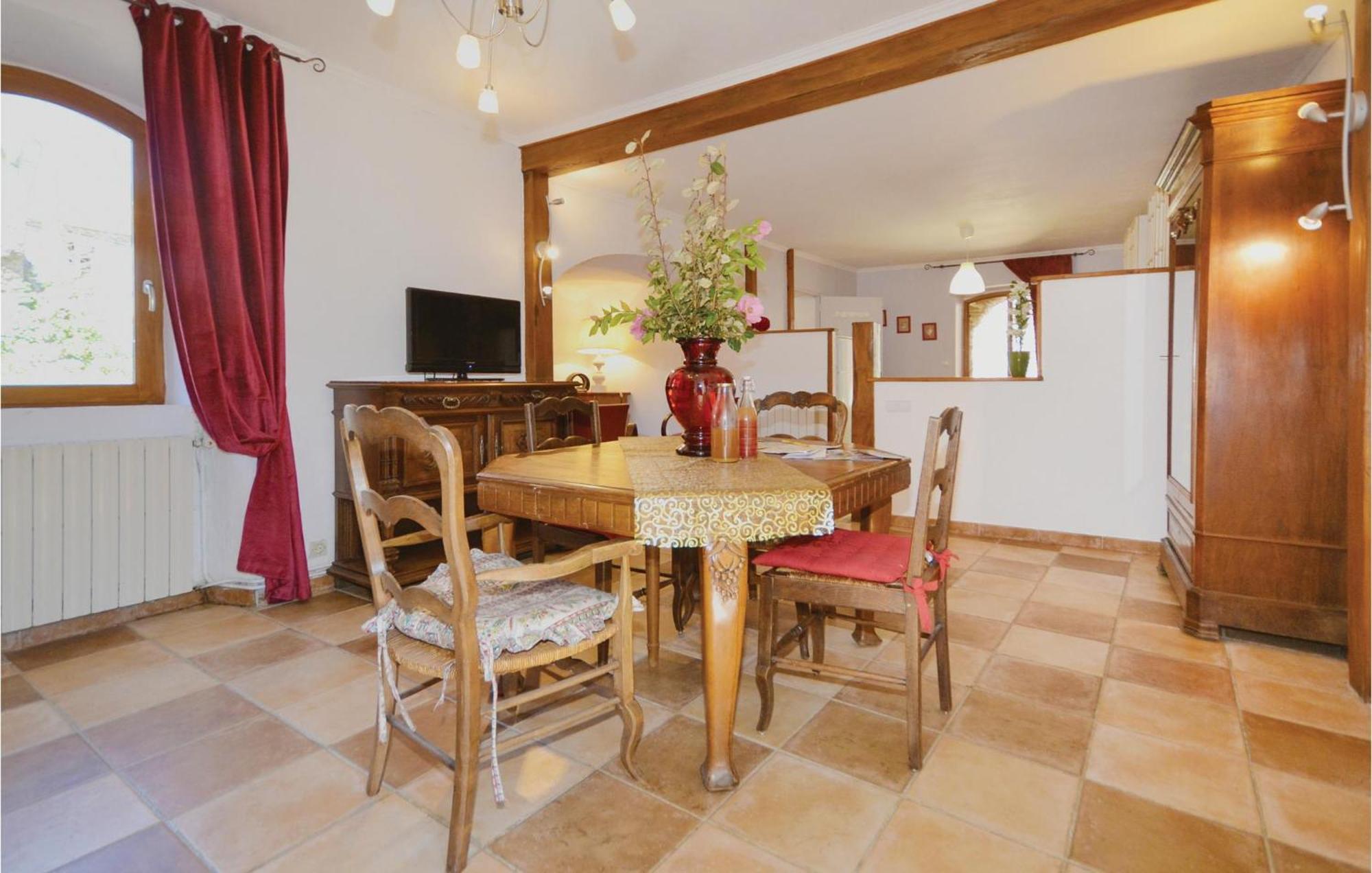 2 Bedroom Nice Apartment In Les Salles-Du-Gardon Soustelle Ngoại thất bức ảnh